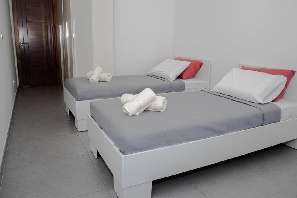 Seafront Two Bedroom Apartment Saint Julian's Dış mekan fotoğraf